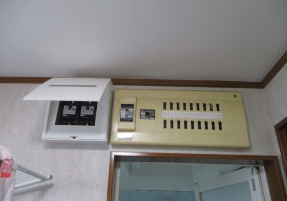 蓄電池